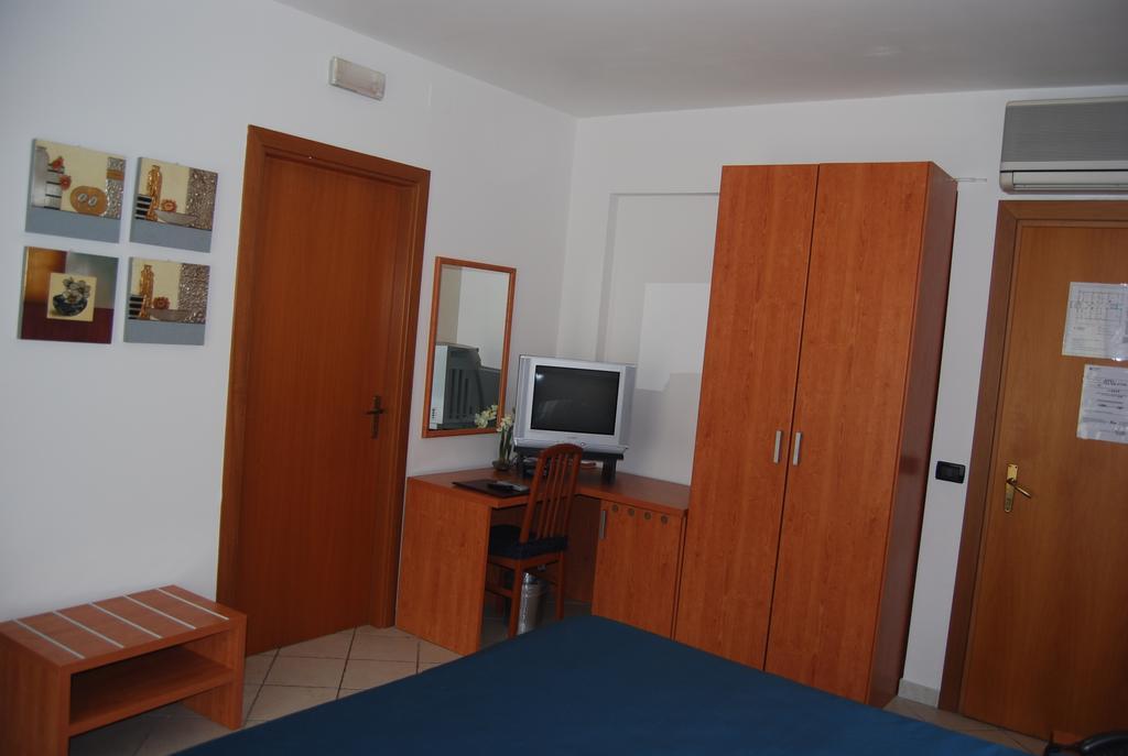 Telma Hotel Terracina Εξωτερικό φωτογραφία